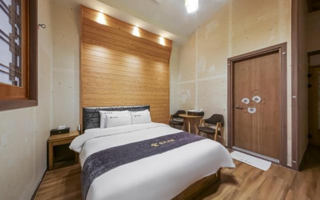 Jeonju Hanok Hotel Kung المظهر الخارجي الصورة